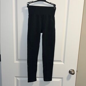 Oner Active Classic Seamless Leggings
Black Marl-Medium
Short Length